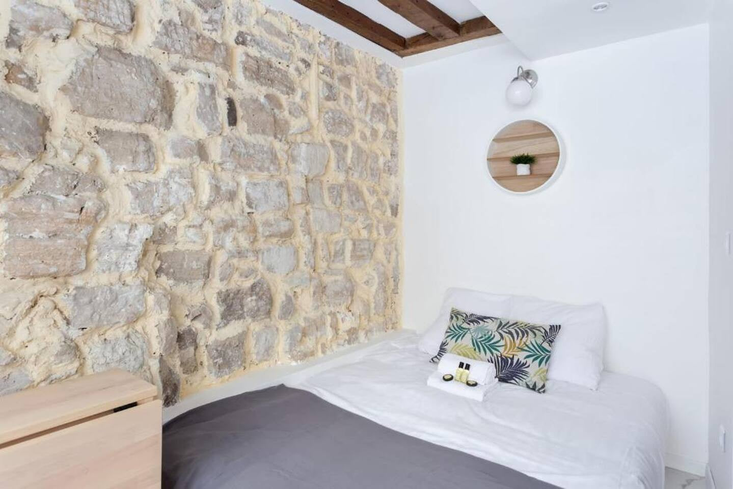 Lou - Stylish Studio Montorgueil Historic Heights