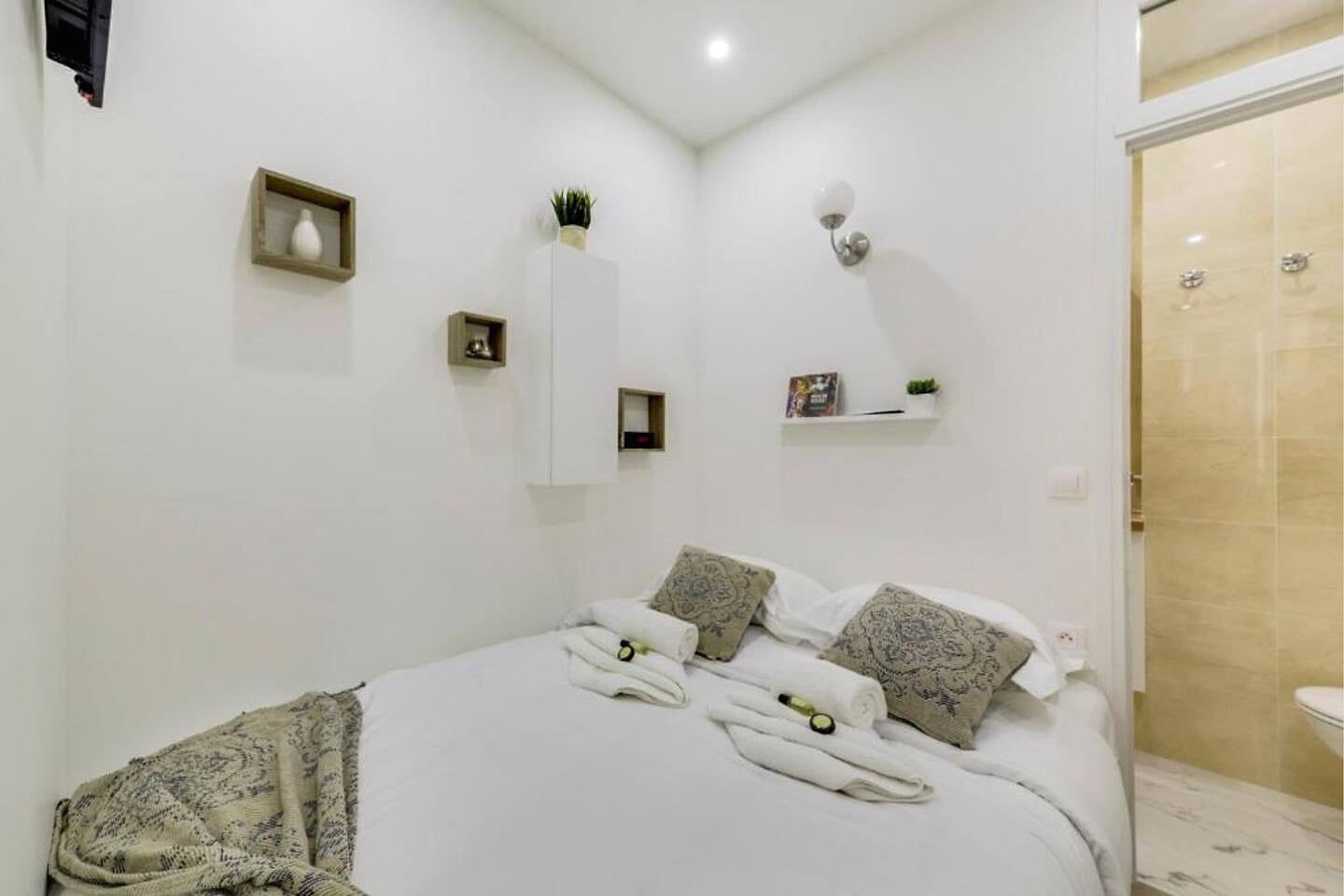 Juliette - Tiny 1BR Pantheon Luxembourg Hideaway