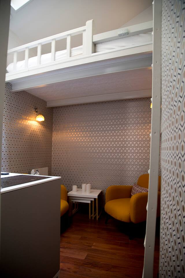 Cute Tiny Studio Heart of Marais