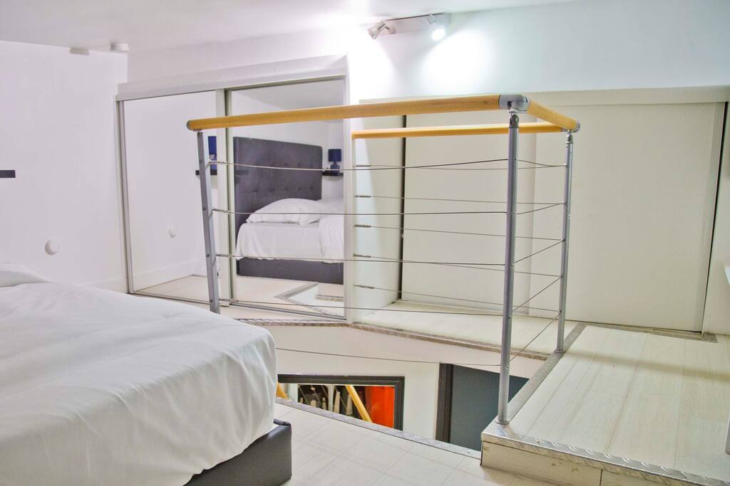 Tiny Studio St Germain in the heath Paris