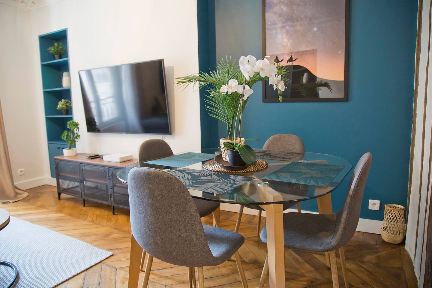 Peaceful Modern 2 Bedroom Apt Saint Germain