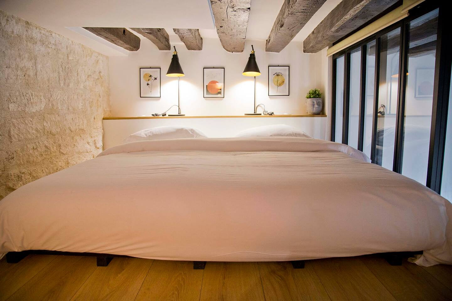 Gabrielle - Authentic Loft Saint-Germain Luxembourg Courtyard