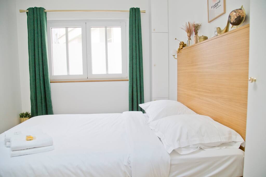 Constance - Heritage Suite Saint-Germain Courtyard Hideaway