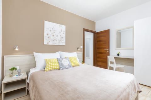 Apartments Villa Nina 3 - Unit 377412-13