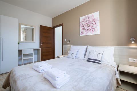 Apartments Villa Nina 3 - Unit 377500-13