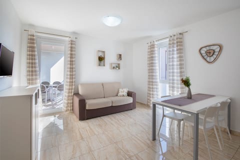 Apartments Villa Nina 3 - Unit 377500-13