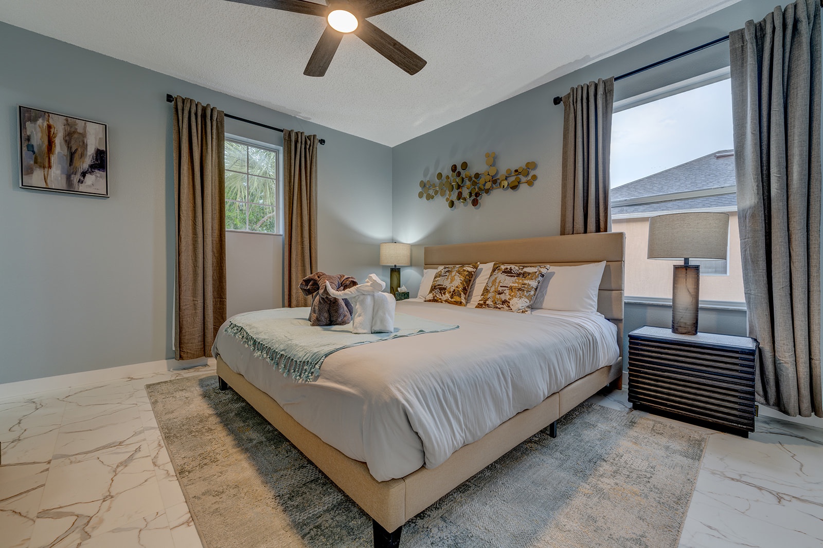 front-upstairs-master/