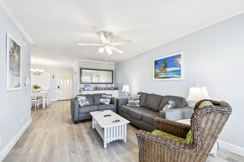 Barefoot Beach #B-212