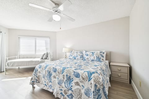 Beach Cottages #1404