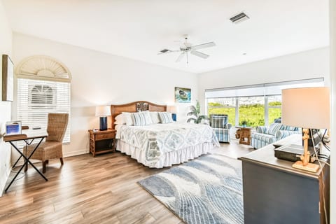 Mariner's Pointe #401