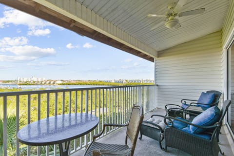 Mariner's Pointe #503