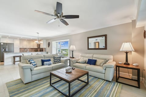 Shore House #501
