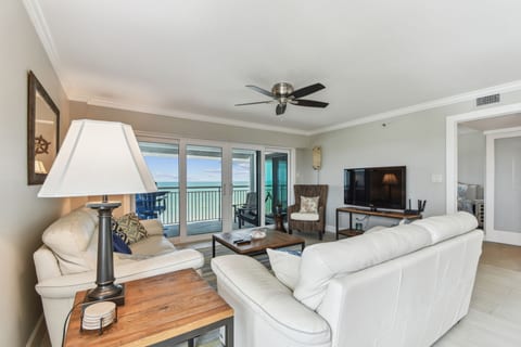 Shore House #501