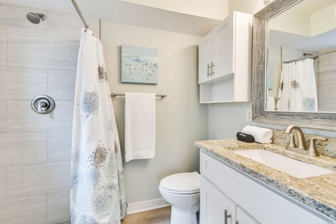 Sea Isles Condo E