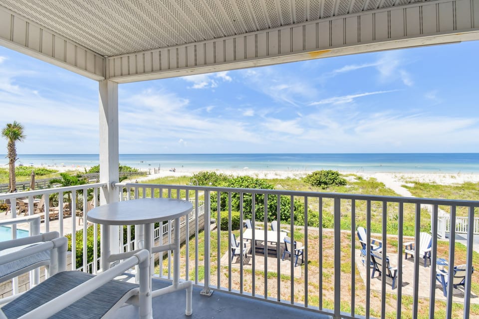 Sea Isles Condo E - Indian Rocks Beach