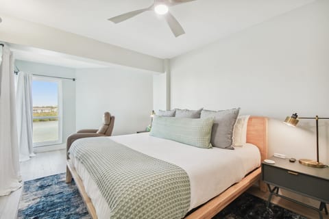 Waterview Condos #403