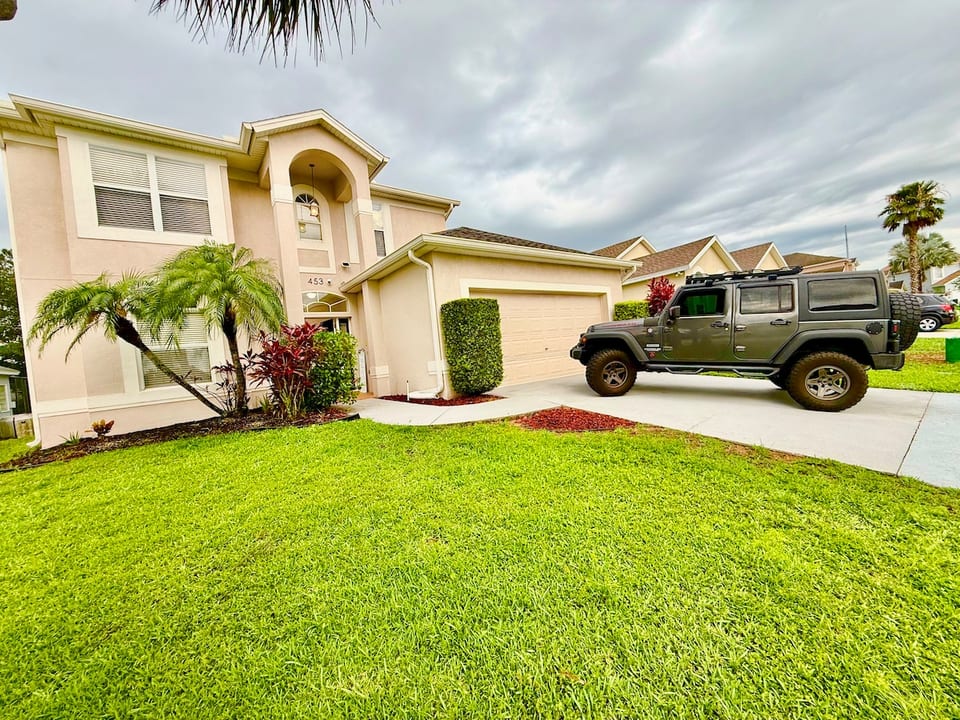 The Grand Village 4BR Pool Home near Disney Parks image 1
