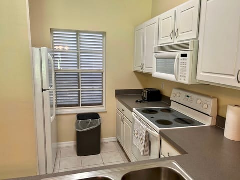 Grand Superior 3BD Townhouse near Disney image 5