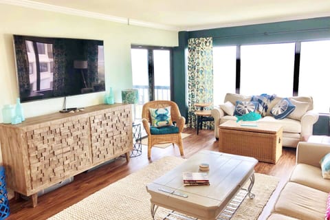 Discover Unparalleled Comfort & Serenity in Our Thoughtfully Designed Living Room Retreat