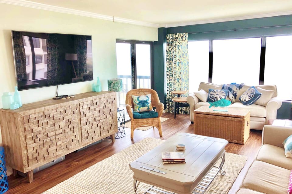 Discover Unparalleled Comfort & Serenity in Our Thoughtfully Designed Living Room Retreat