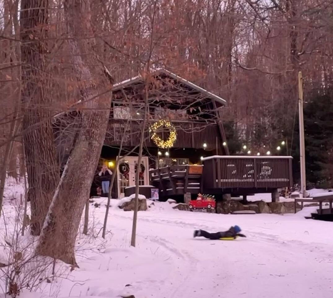 Nature Lover's Delight | Kitchen | Cozy Fireplace