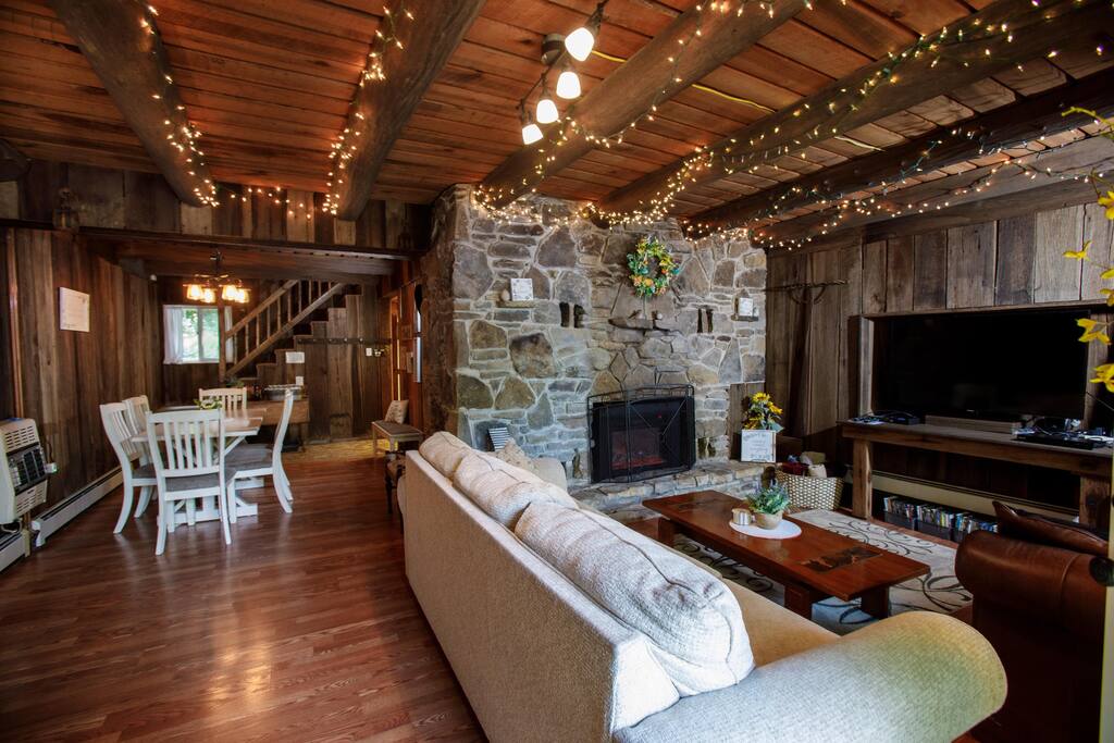 nature-lover's-delight-or-kitchen-or-cozy-fireplace/