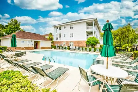 Barefoot Tropical Bliss | Resort Access Included