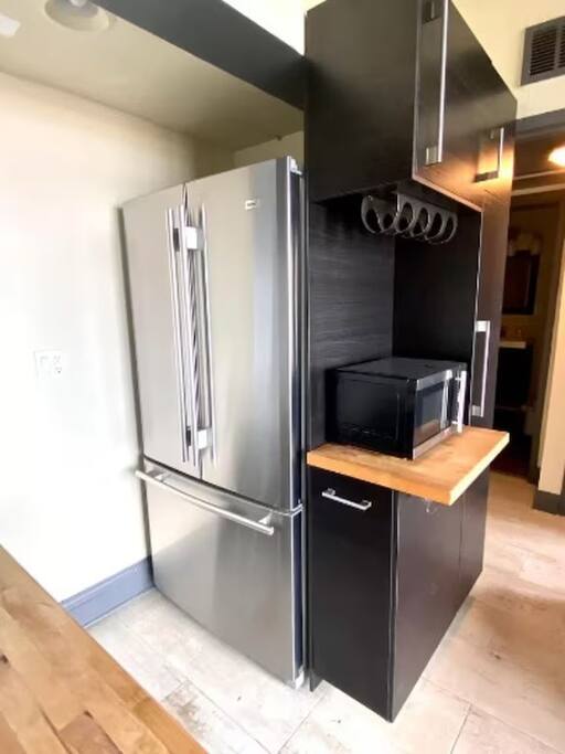  Your gateway to culinary possibilities and fresh delights.  #FridgeFullofFlavors