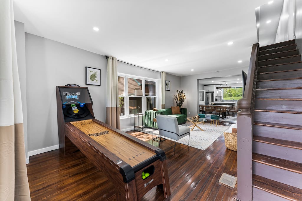 pet-friendly-or-exclusive!-modern-farm-house/