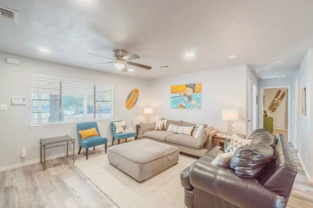 trendy-pet-friendly-house-w-patio-near-lake-lbj/