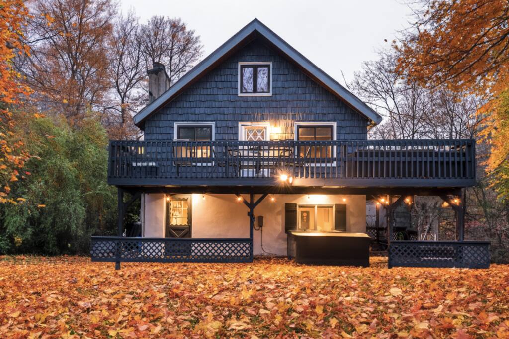 zen-escape-or-game-room-or-hot-tub/
