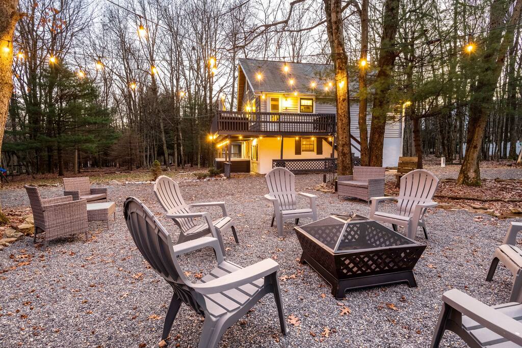 zen-escape-or-game-room-or-hot-tub/