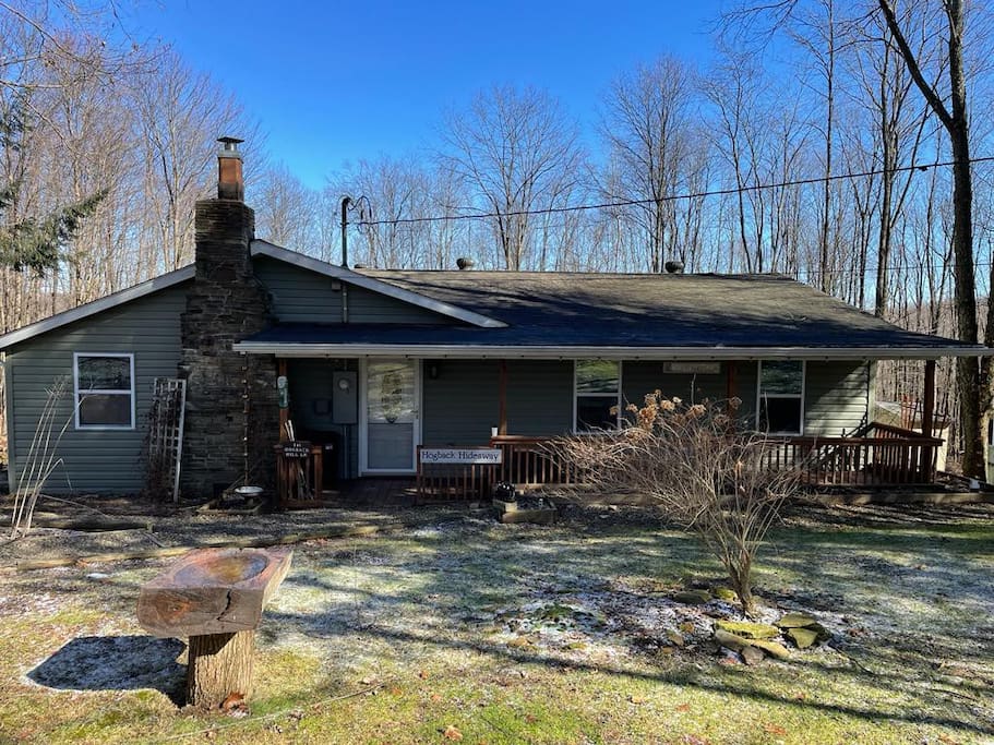 rustic-hogback-hideaway-or-fire-pit-or-grill/