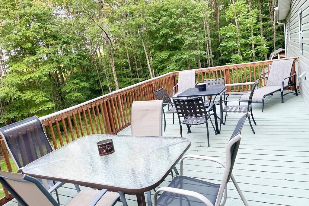 rustic-hogback-hideaway-or-fire-pit-or-grill/