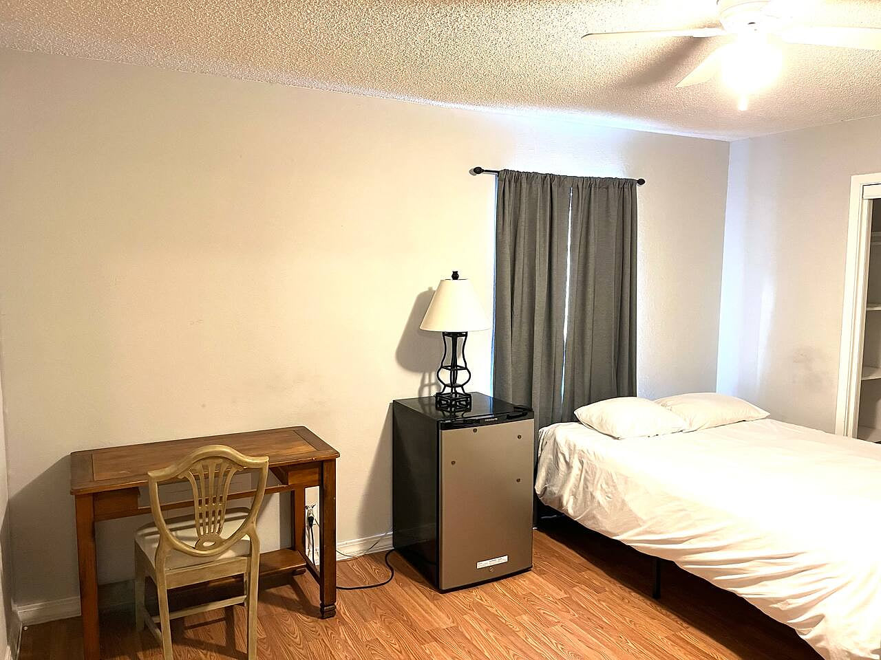 1/2 OFF Month Biz Pros on Bord | Ideal 4 Long Stay