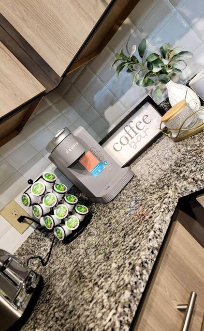 lakeside-bliss-or-near-airport-and-river-city-mp/