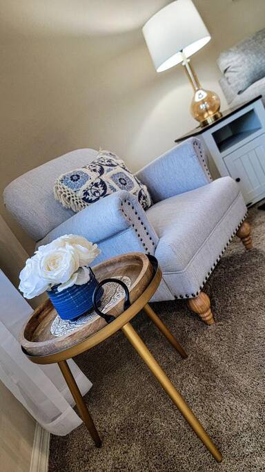 lakeside-bliss-or-near-airport-and-river-city-mp/