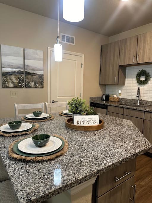 serene-comfort-or-near-airport-and-river-city-mp/