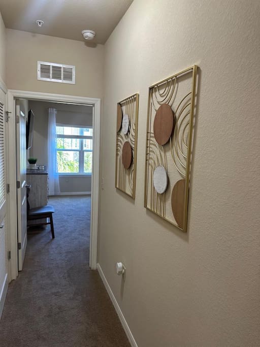 serene-comfort-or-near-airport-and-river-city-mp/