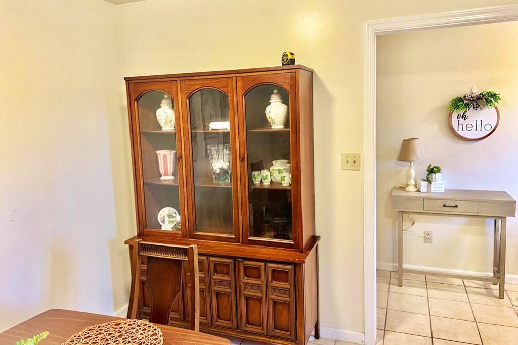 upper-cozy-corner-on-zimmerle/