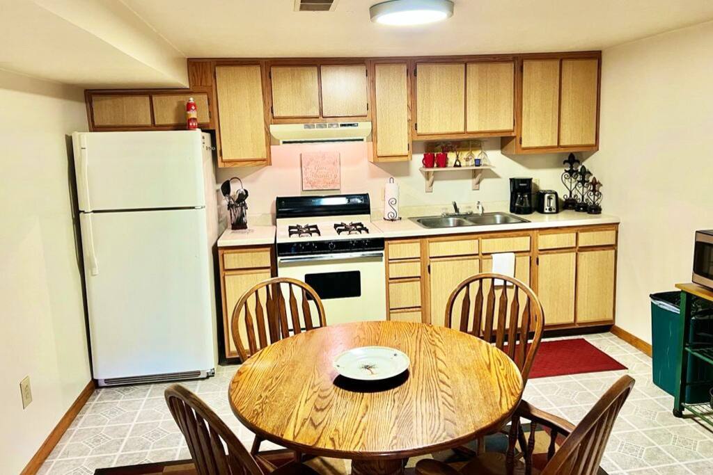 lower-cozy-corner-2-on-zimmerle/