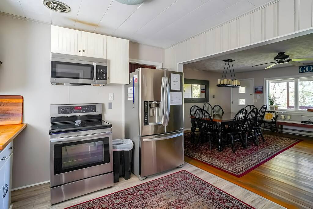 sunset-view:-lakefront-pet-friendly-or-dock/