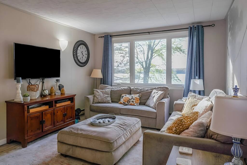 sunset-view:-lakefront-pet-friendly-or-dock/