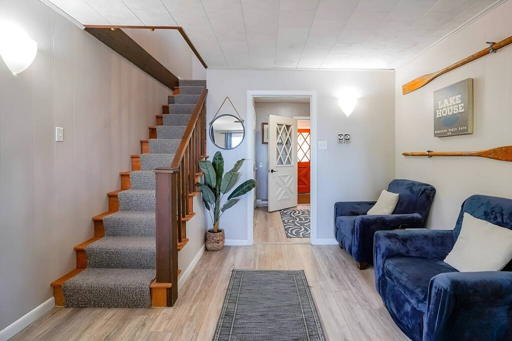 sunset-view:-lakefront-pet-friendly-or-dock/