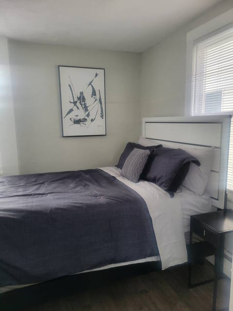 Downtown Delight: 1BR Near Asbury Park Beach