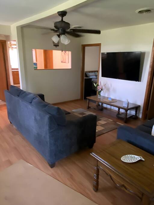 tranquil-pondside-escape/