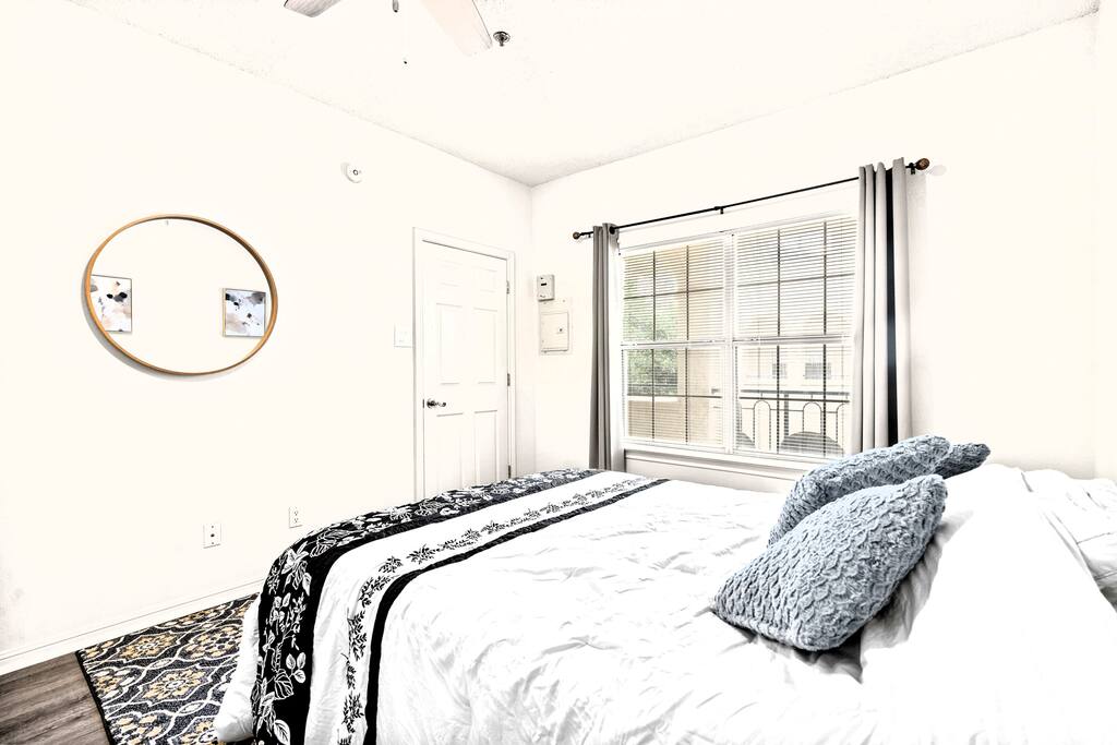 lake-travis-vista:-modern-condo-in-lago-vista/