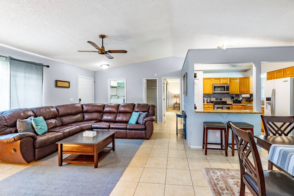 tropical-oasis-in-port-st-lucie/