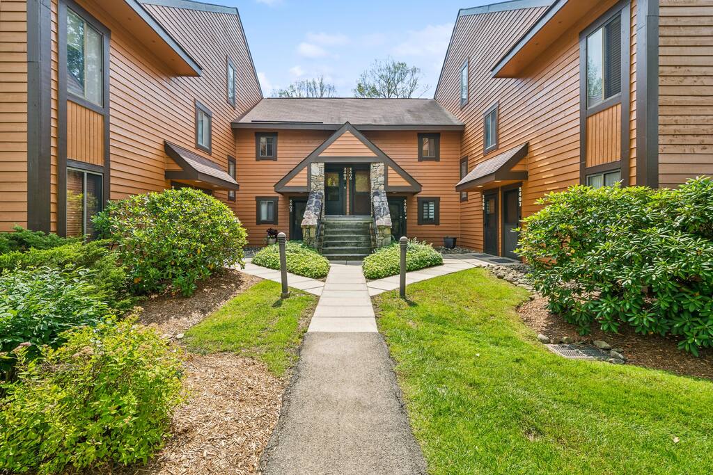 charming-3br-mt-retreat-near-seven-springs/