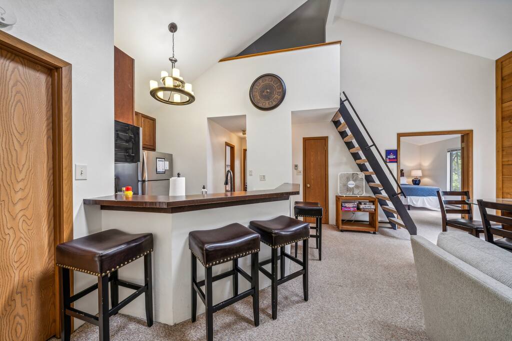 charming-3br-mt-retreat-near-seven-springs/